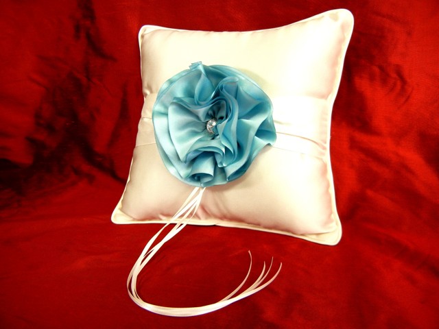 Robin's Egg Flower Ring Pillow