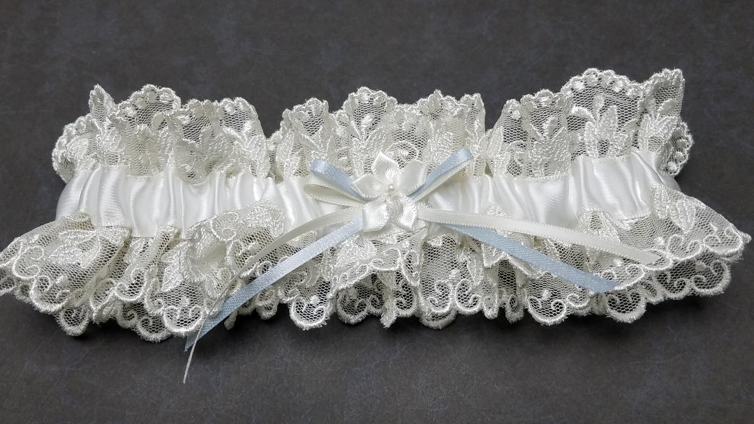 Lace Garter with Flower