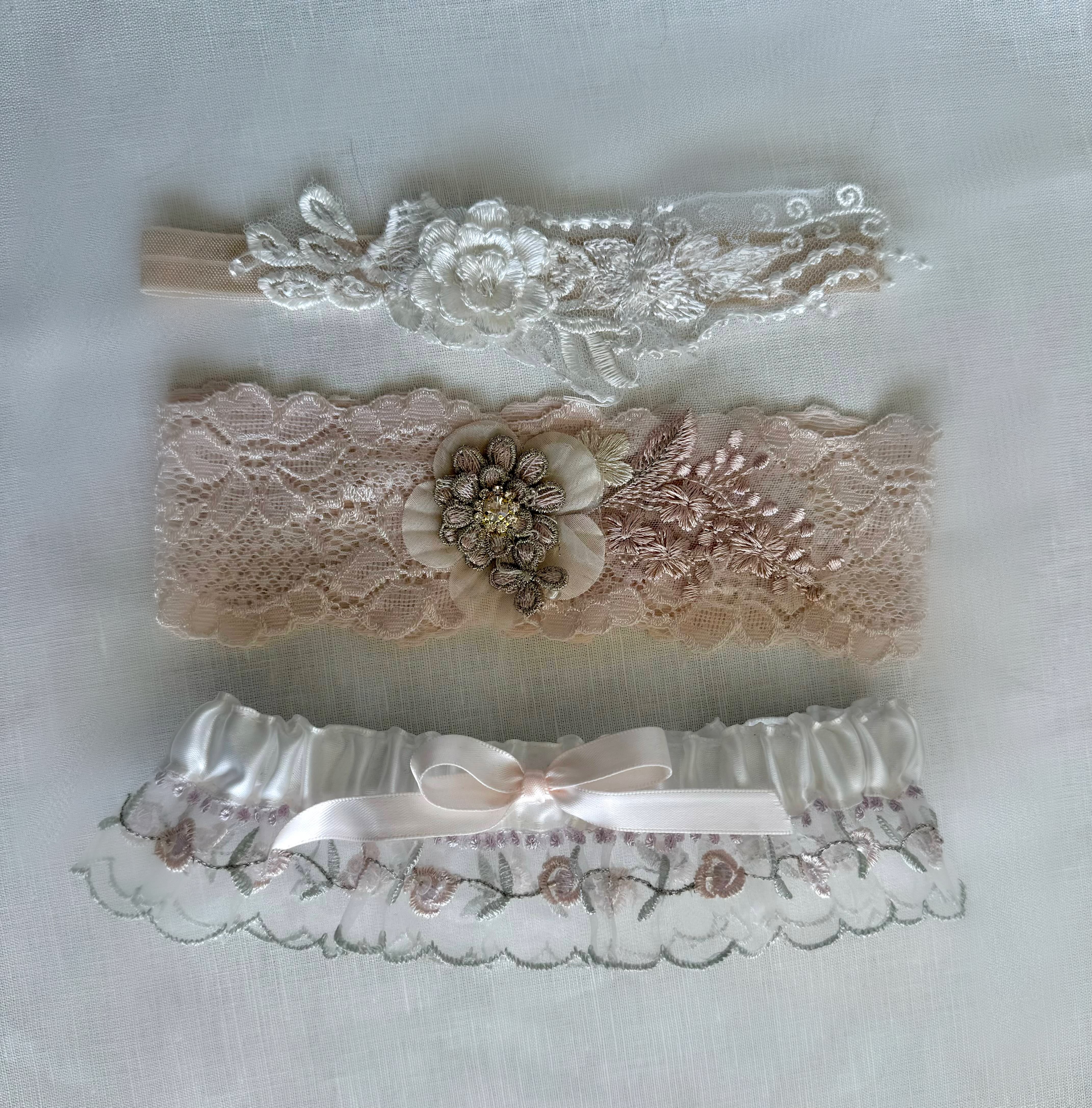 Set of 3 Garters: Blushes and Pearl White