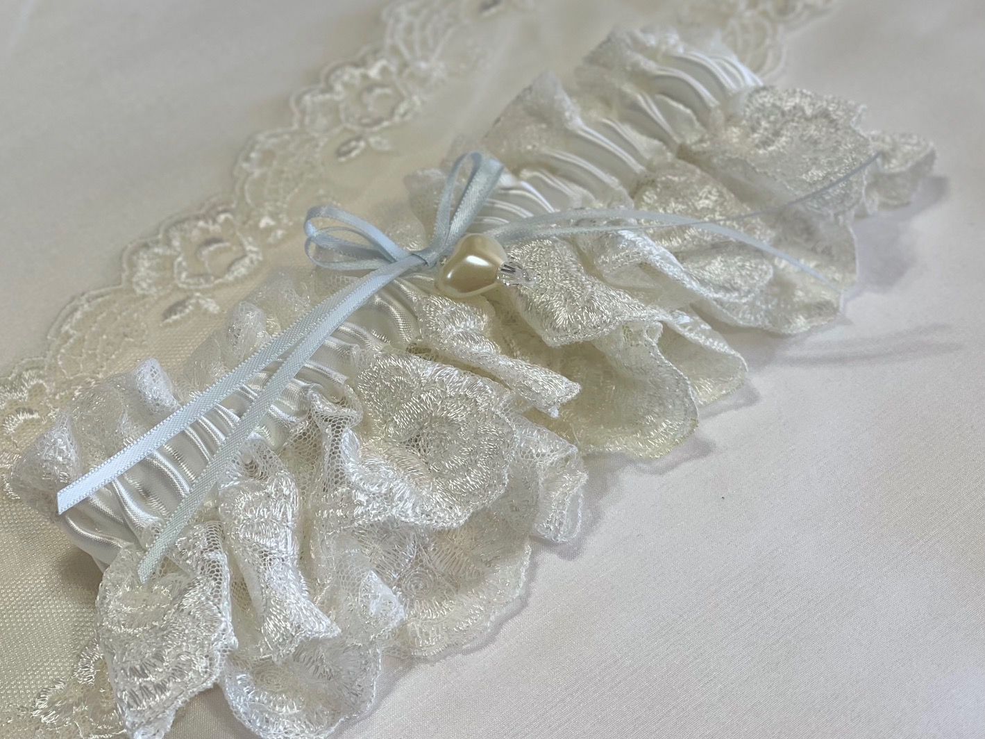 Embroidered Net Garter