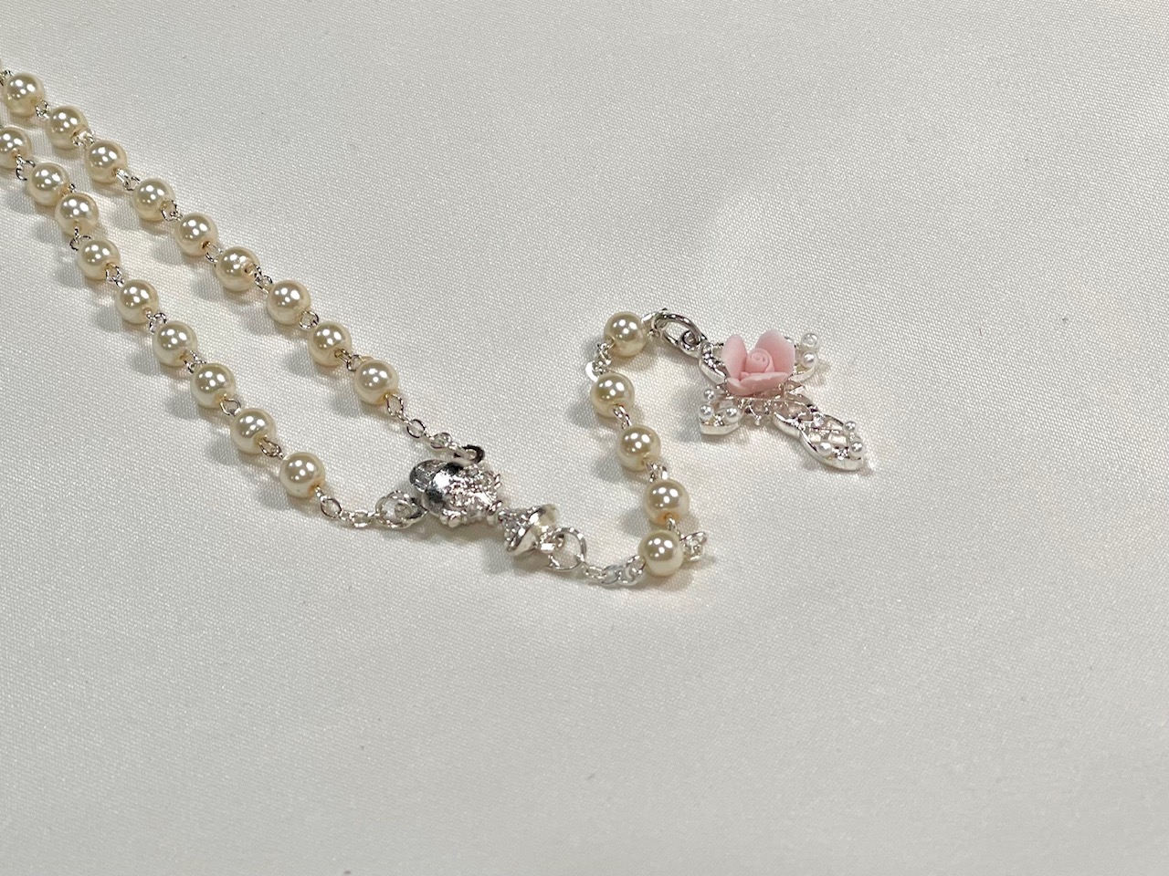 *LIMITED EDITION* Pearl Rosary with Porcelain Rose