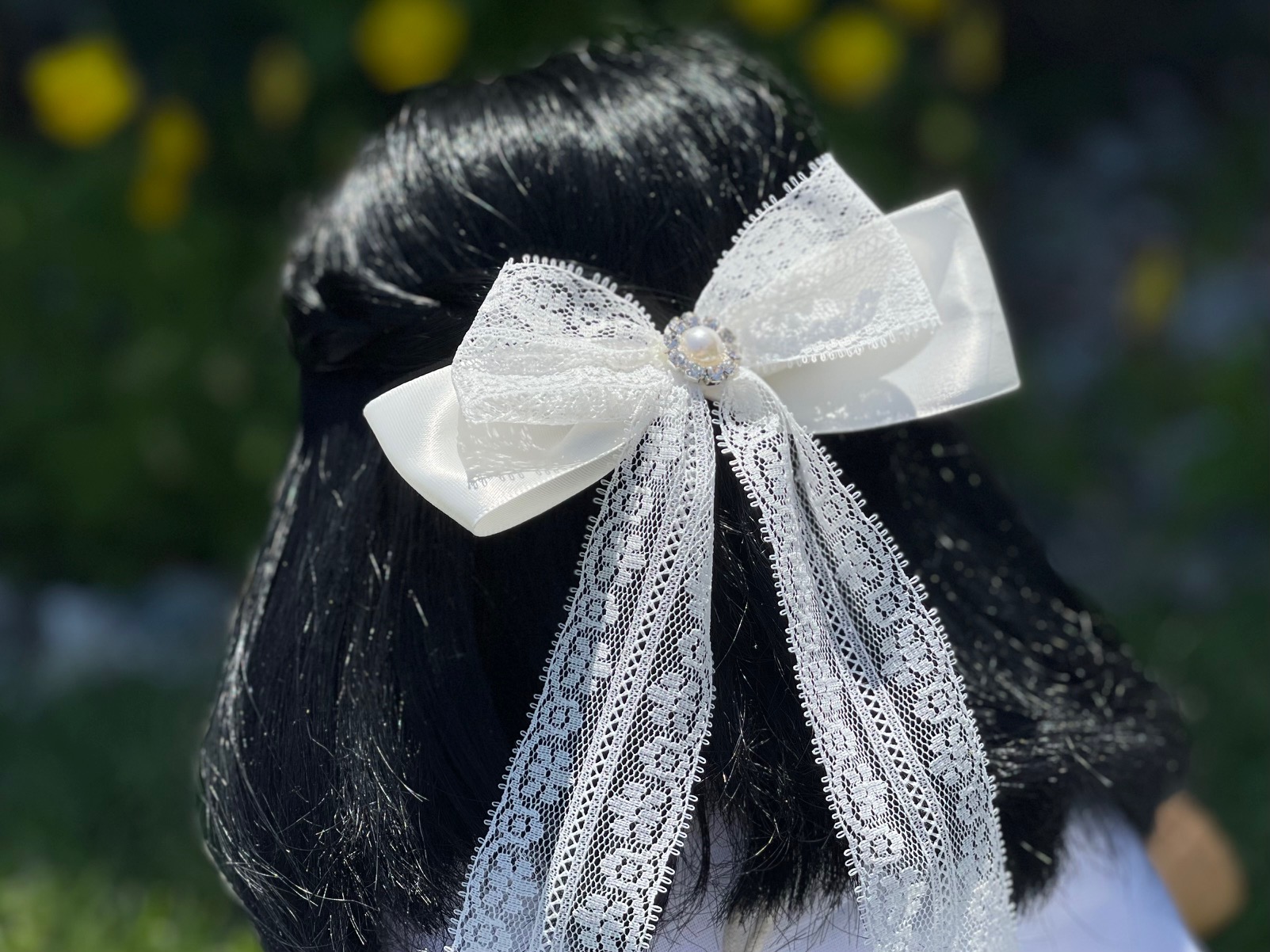 Pack of 2 Off-White Lace Hair Bow Clips