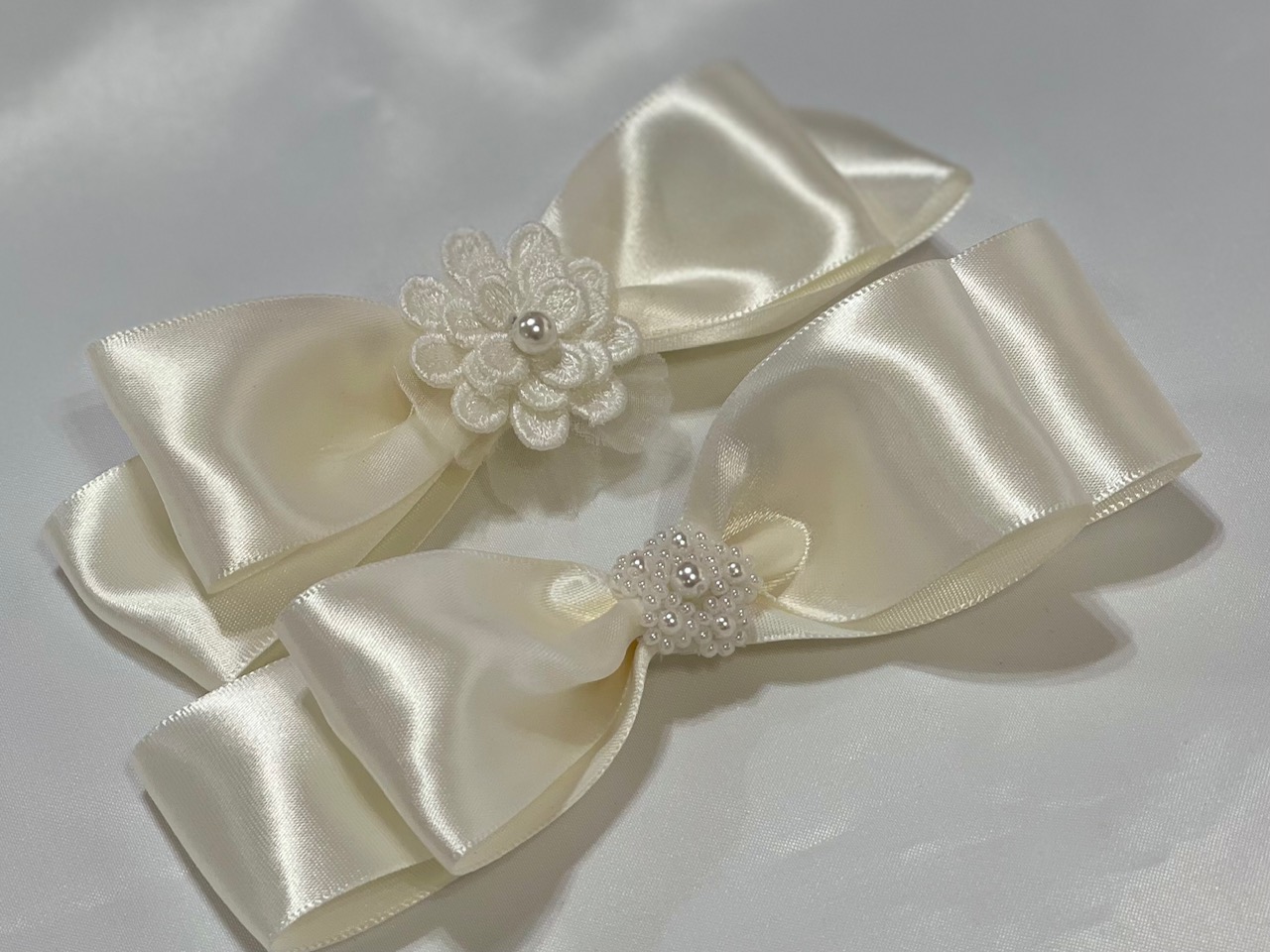 Set of 2 Ivory Bow Hair Clips/Bands