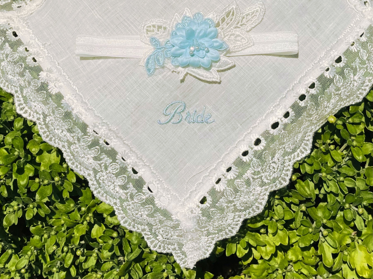 Ivory & Blue Hanky Garter Set