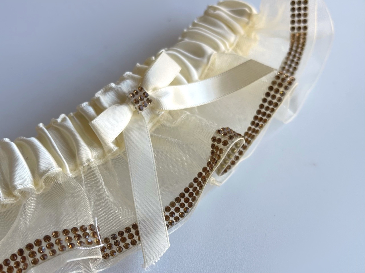 Ivory sparkle organza garter