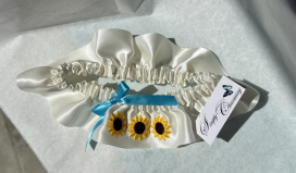 Sunflower Garter with turquoise bow