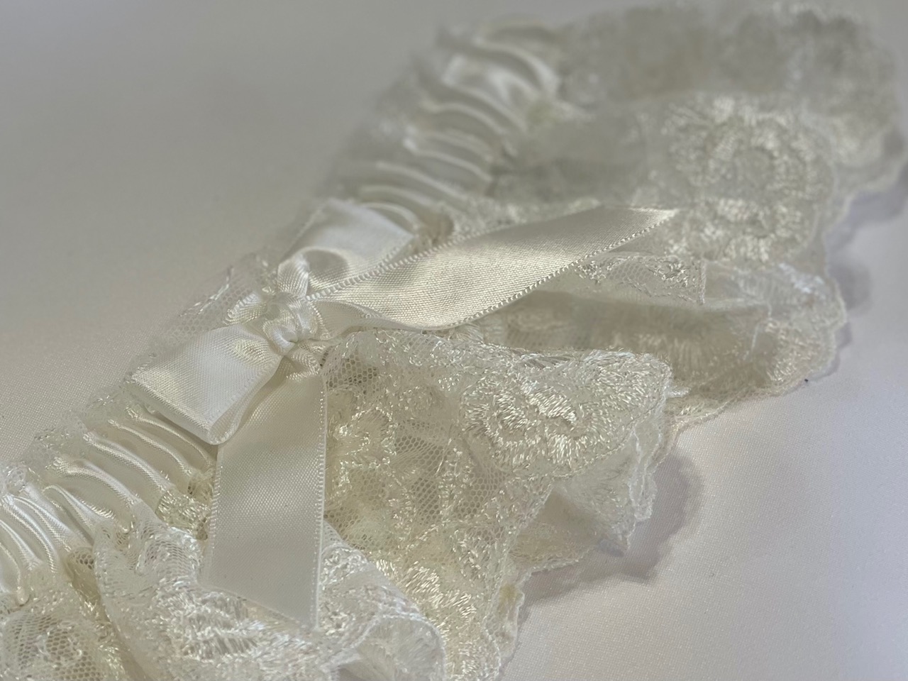 Antique White Emboidered Garter