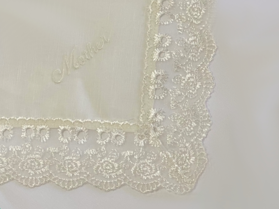 Ivory Lace Mother Hanky