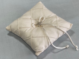 Ivory silk Ring Pillow w/ Crystal Starfish