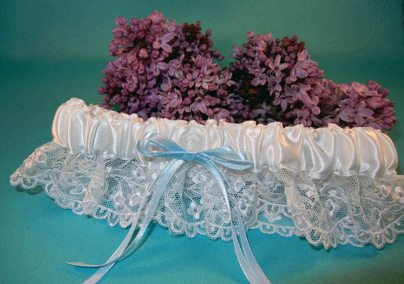 White French Lace Garter
