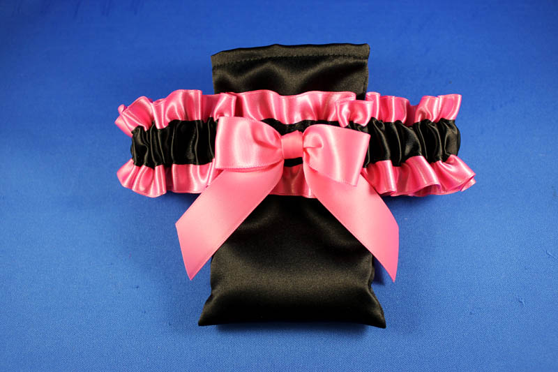 Black/Hot Pink Cell Phone Pocket Garter