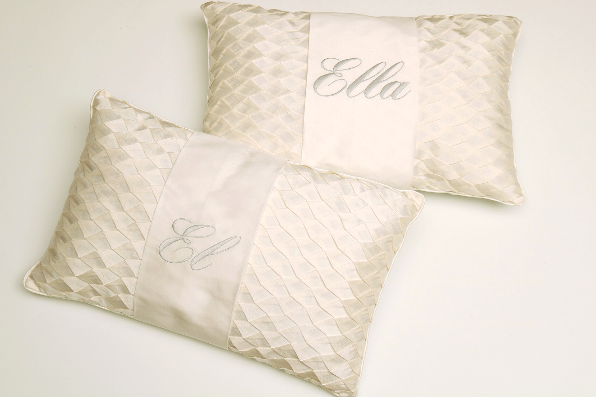 SILK KNEELING PILLOW SET (CUSTOM TEXT)