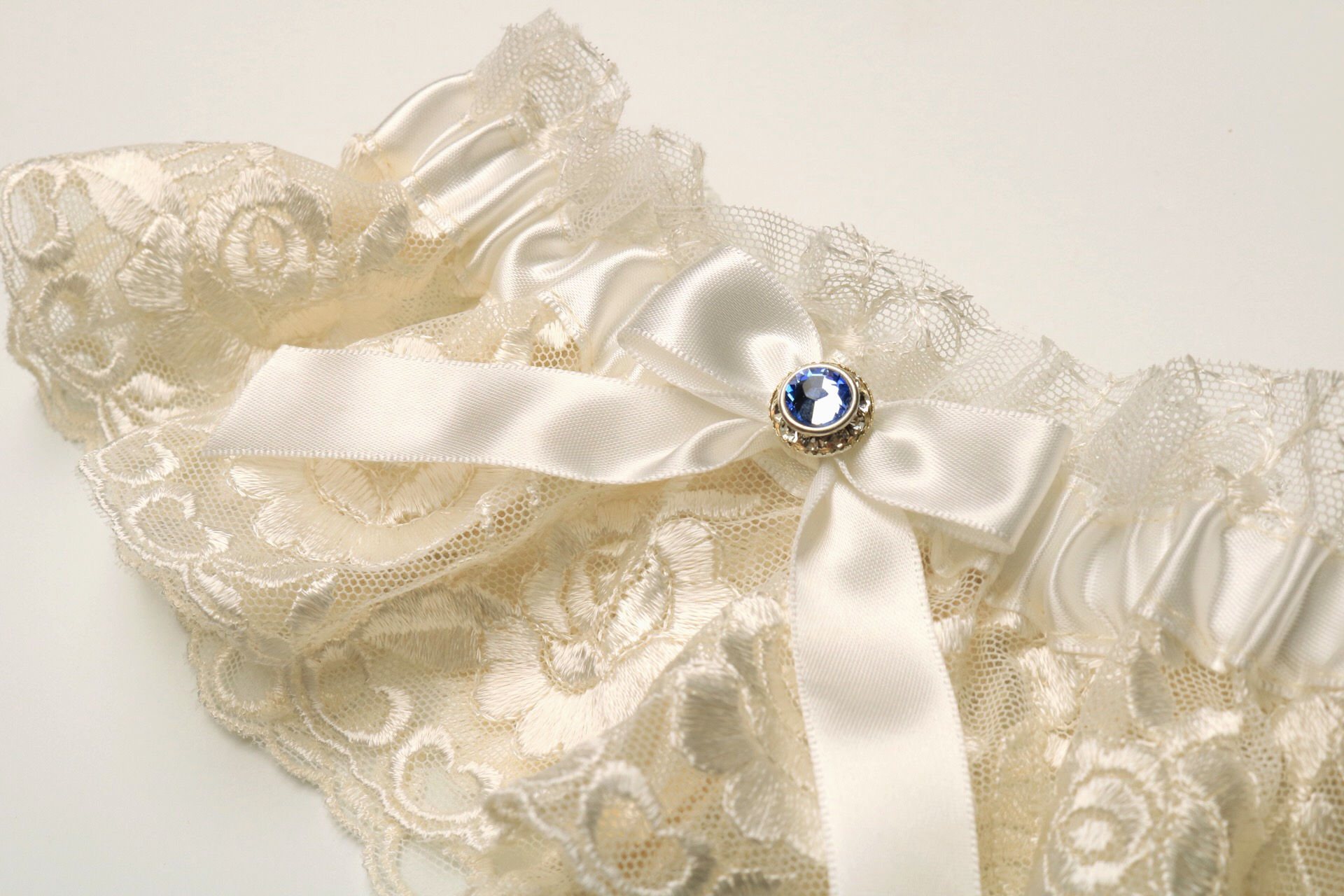Embroidered Tulle Garter